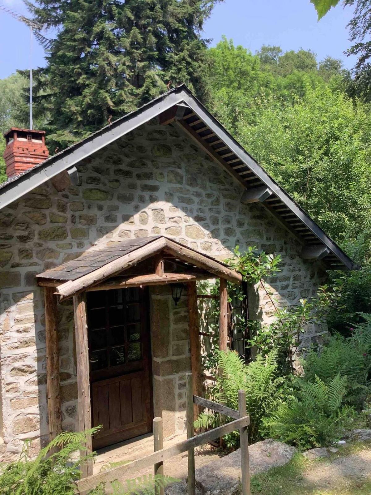 Woodland Cottage Faux-la-Montagne Εξωτερικό φωτογραφία